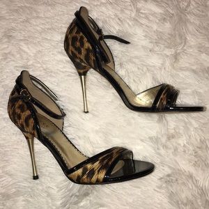 Guess heels size 6🌹🌹